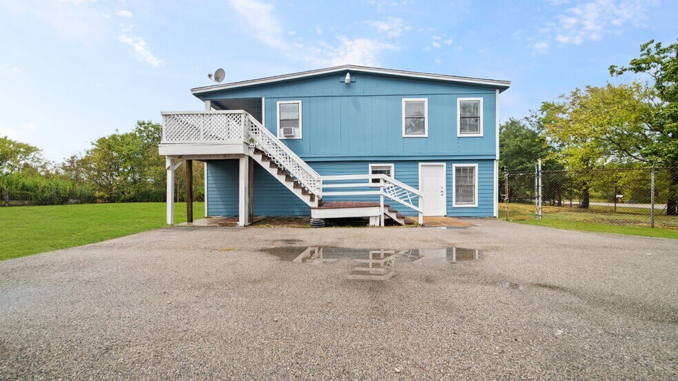 4725 Mallard St, Hitchcock, TX à vendre - Photo du bâtiment - Image 2 de 27