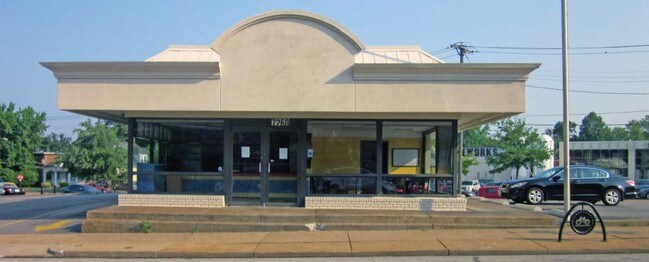 Plus de détails pour 7260 Manchester Rd, Maplewood, MO - Commerce de détail à louer