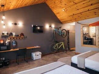 More details for 1612 S Mount Shasta Blvd, Mount Shasta, CA - Hospitality for Sale