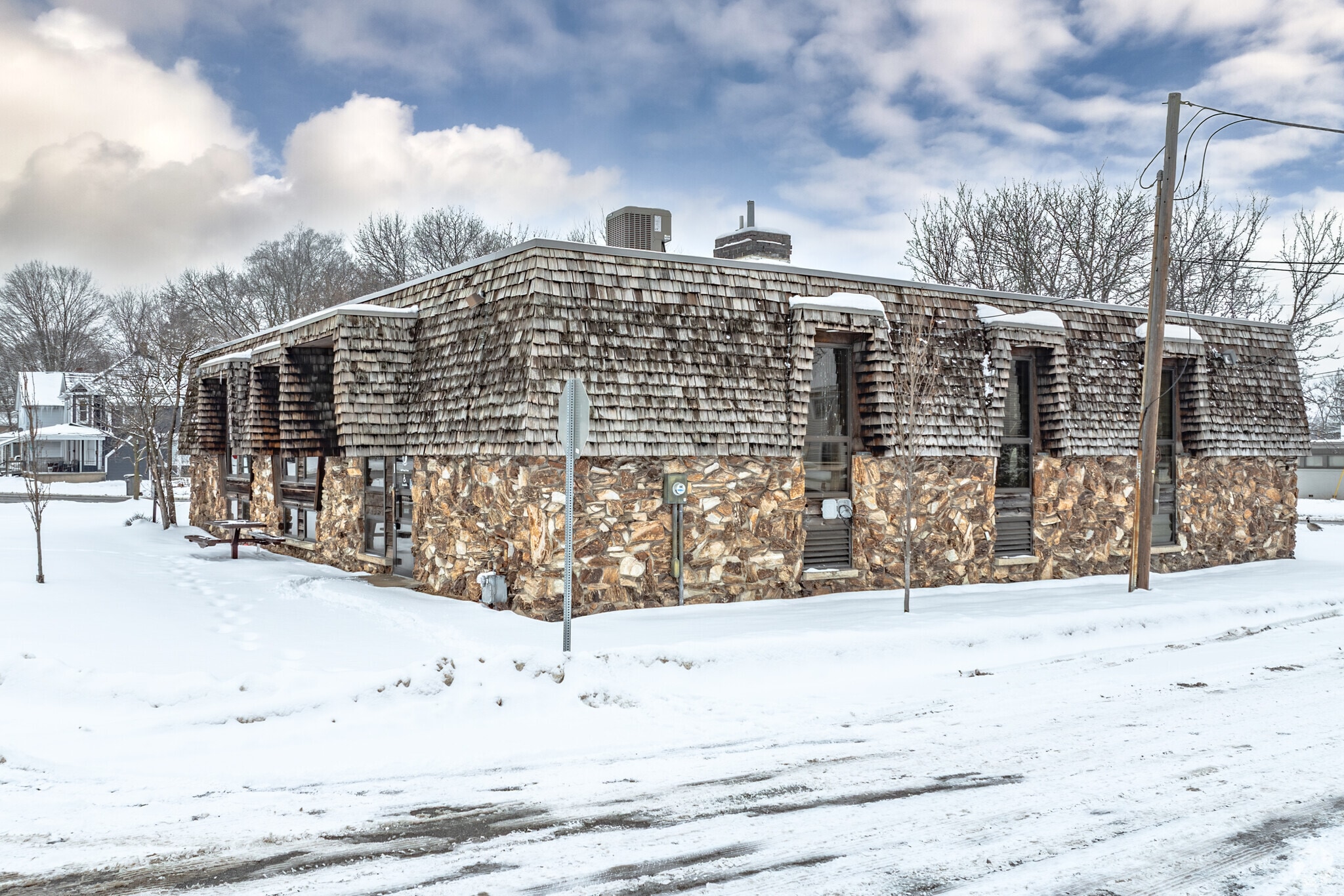 505 Vistula St, Elkhart, IN for sale Primary Photo- Image 1 of 27