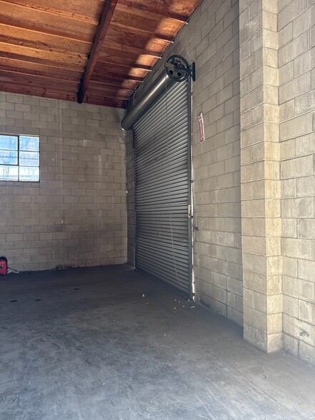 8024 Allport Ave, Santa Fe Springs, CA for lease - Building Photo - Image 3 of 4