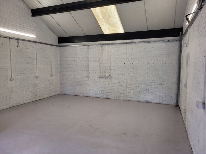 106 Barloch St, Glasgow à louer - Photo du bâtiment - Image 3 de 3