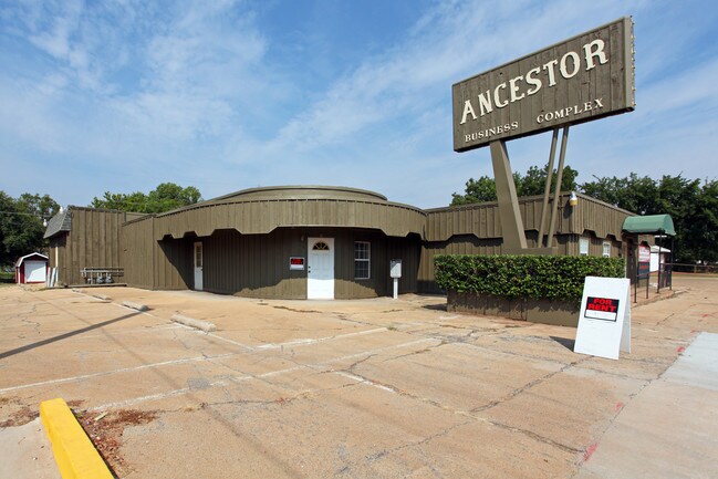 More details for 1324 S Main St, Stillwater, OK - Office for Sale