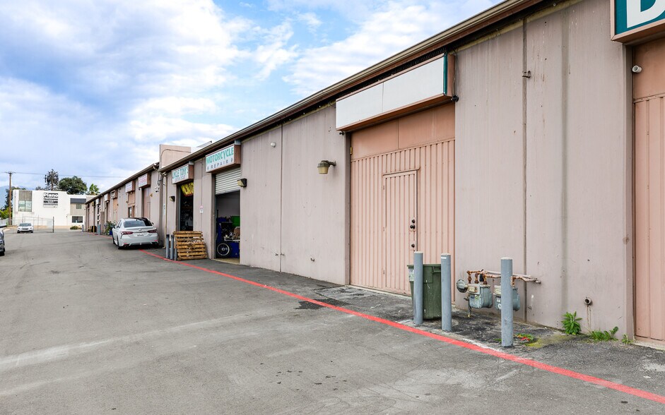 24630-24688 Redlands Blvd, Loma Linda, CA à vendre - Photo du bâtiment - Image 3 de 15