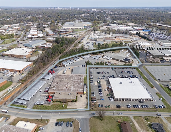 717 Camann St, Greensboro, NC for lease - Building Photo - Image 3 of 16