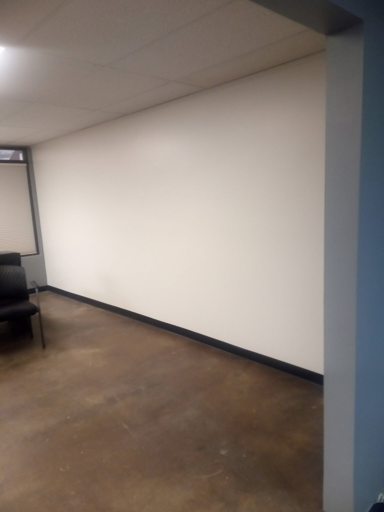 223 S Lynn Riggs Blvd, Claremore, OK for lease Interior Photo- Image 1 of 6