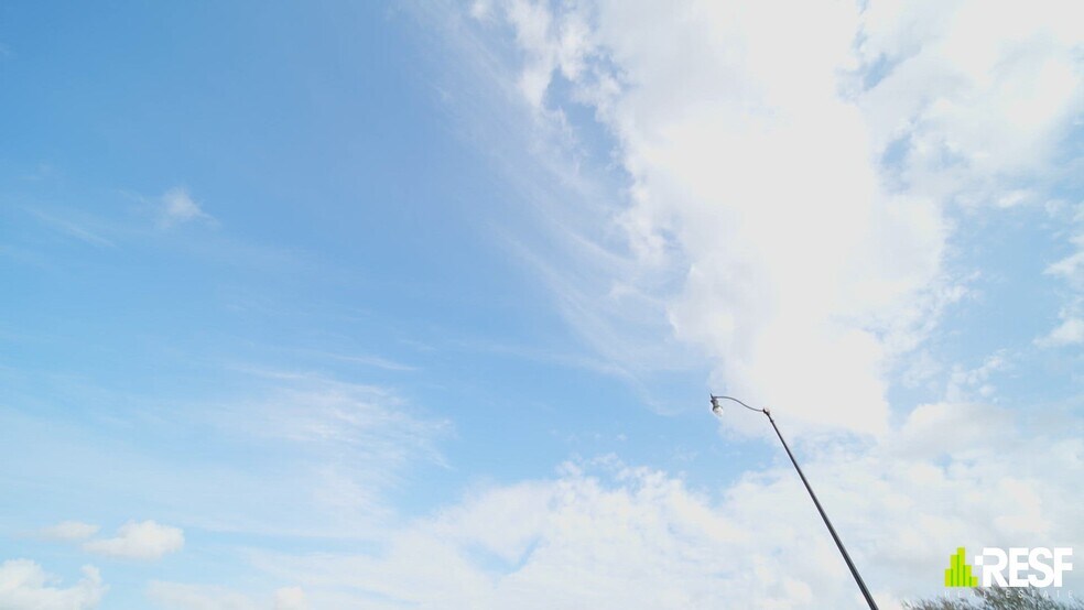 400 Fluvia Ave, Coral Gables, FL à vendre - Vidéo sur l’inscription commerciale - Image 1 de 2