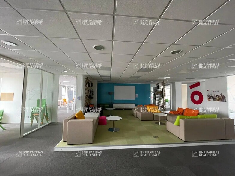 Bureau dans Grenoble à louer - Photo intérieure - Image 1 de 10