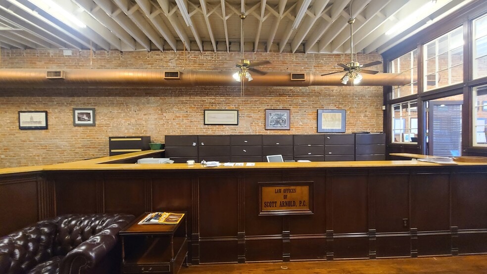 310 Main St, Houston, TX for lease - Interior Photo - Image 2 of 9