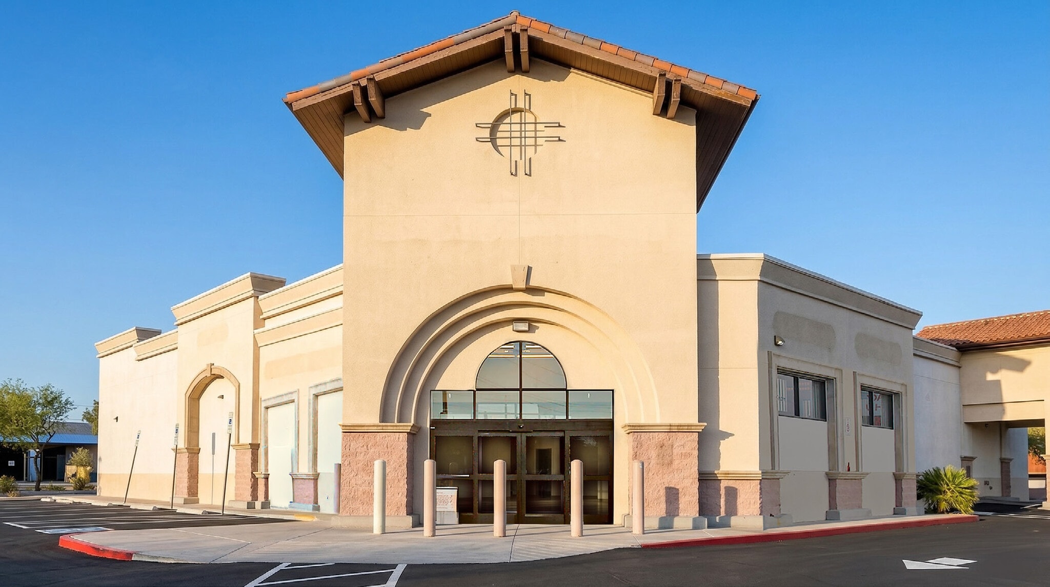 4800 W Charleston Blvd, Las Vegas, NV for lease Building Photo- Image 1 of 2