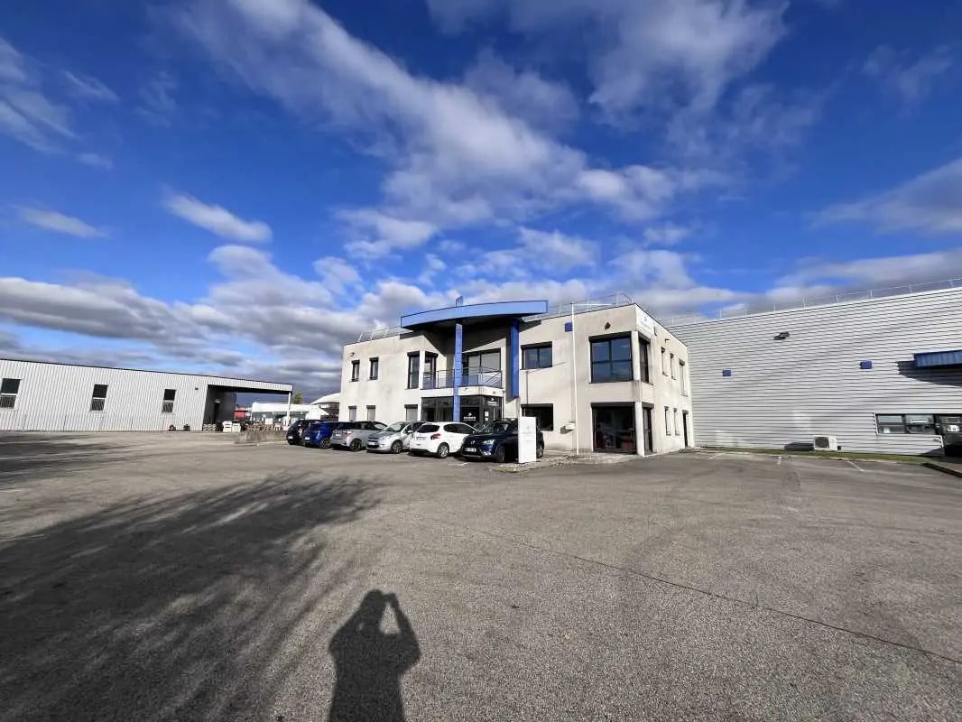 5 Rue Jacques De Vaucanson, Mions for lease Building Photo- Image 1 of 9