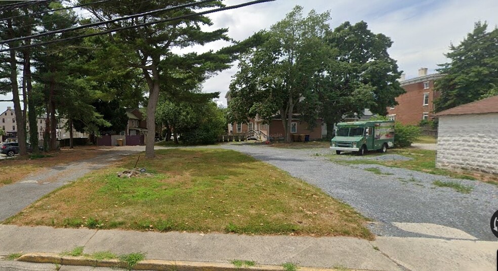 115 N Walnut St, Milford, DE à louer - Photo du bâtiment - Image 2 de 2