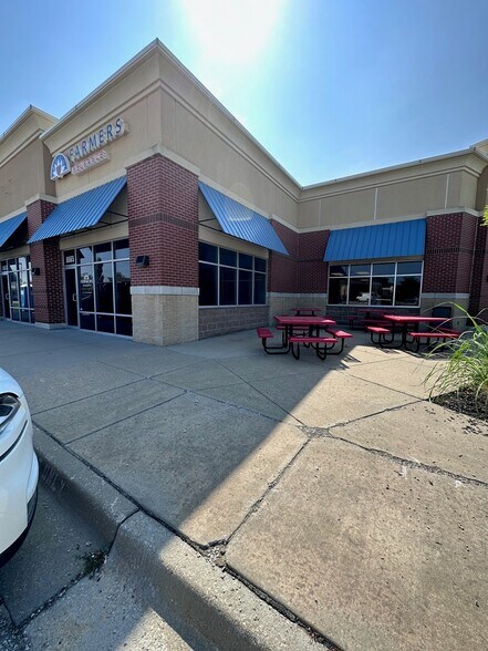 8665 W 135th St, Overland Park, KS for lease - Building Photo - Image 2 of 5