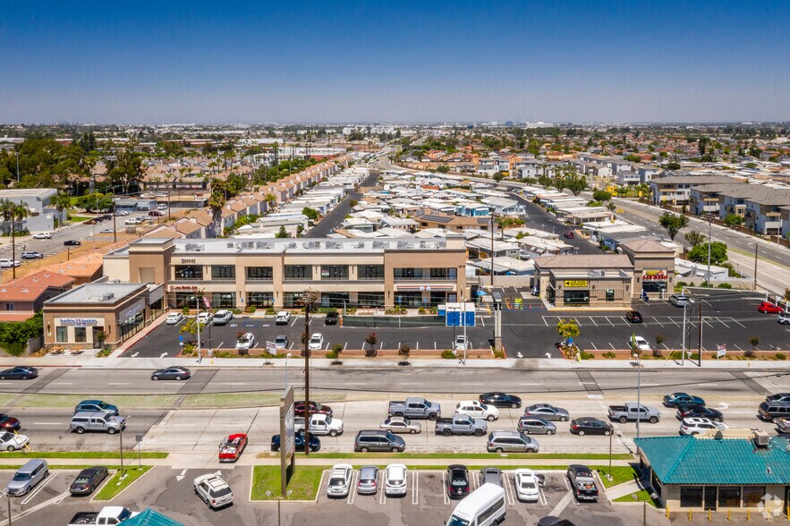1219 Lomita Blvd, Harbor City, CA à louer - Photo du bâtiment - Image 3 de 6