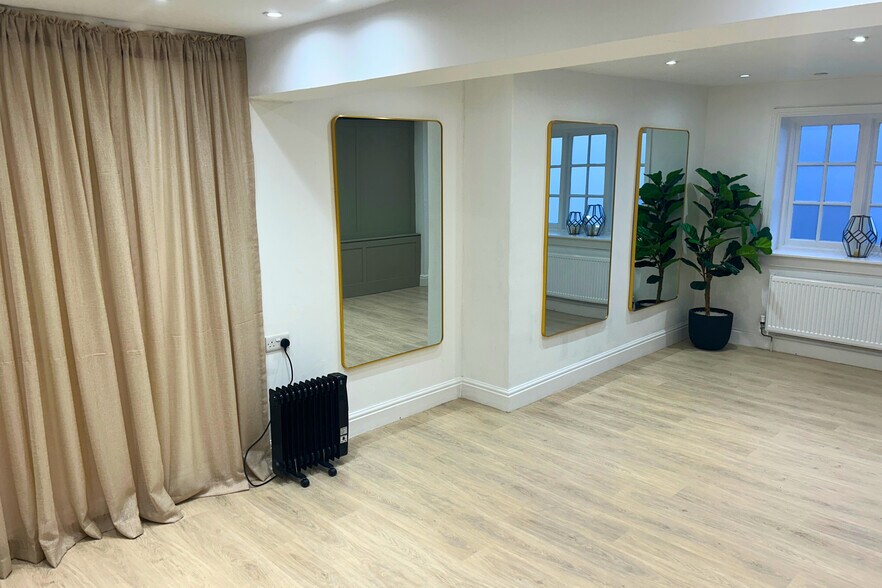 5 Coleshill St, Sutton Coldfield à vendre - Photo du bâtiment - Image 3 de 21