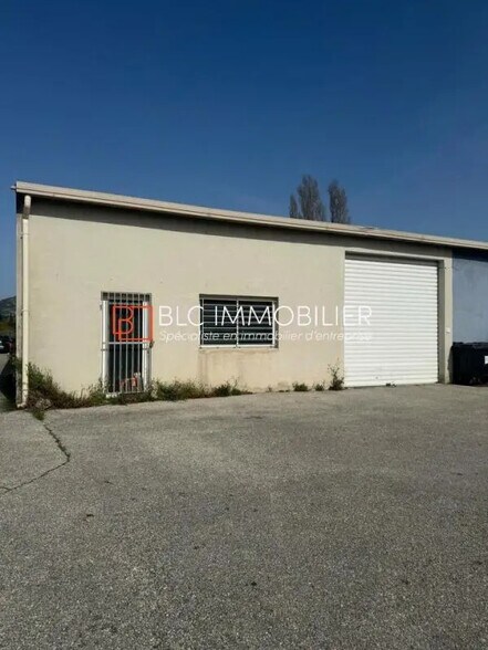 Flex dans Aubagne à louer - Photo du bâtiment - Image 1 de 3