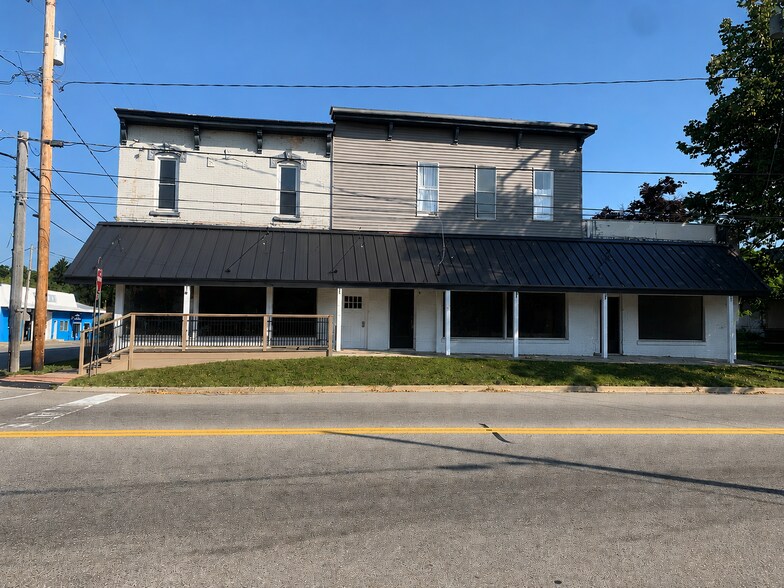 7 E Muskegon St, Kent City, MI à louer - Photo du bâtiment - Image 3 de 3