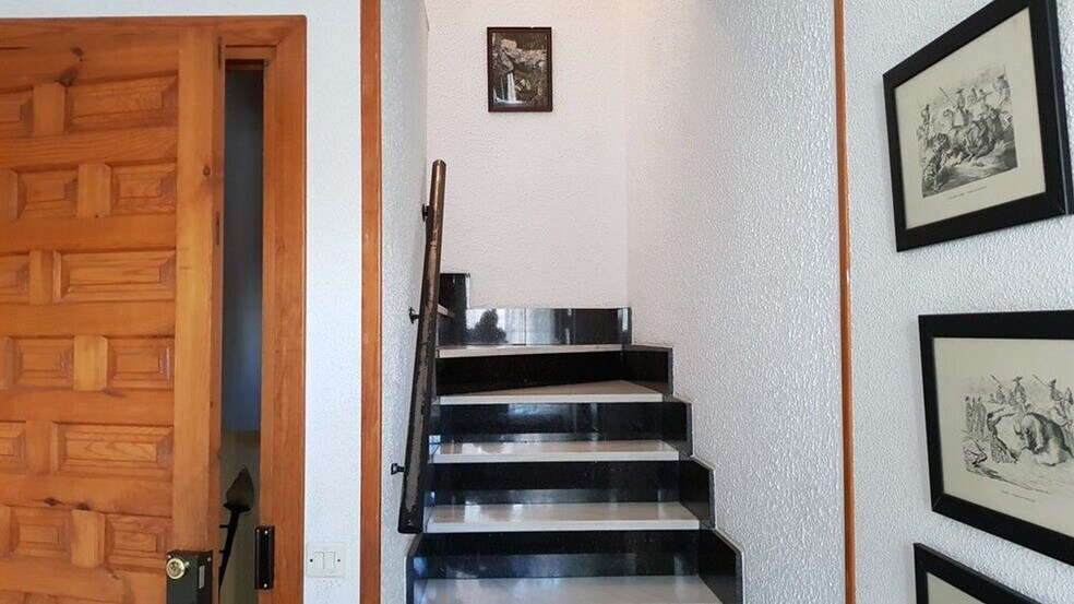 Calle de los Moreta, 21, El Barco de Ávila, Ávila for sale - Interior Photo - Image 3 of 9