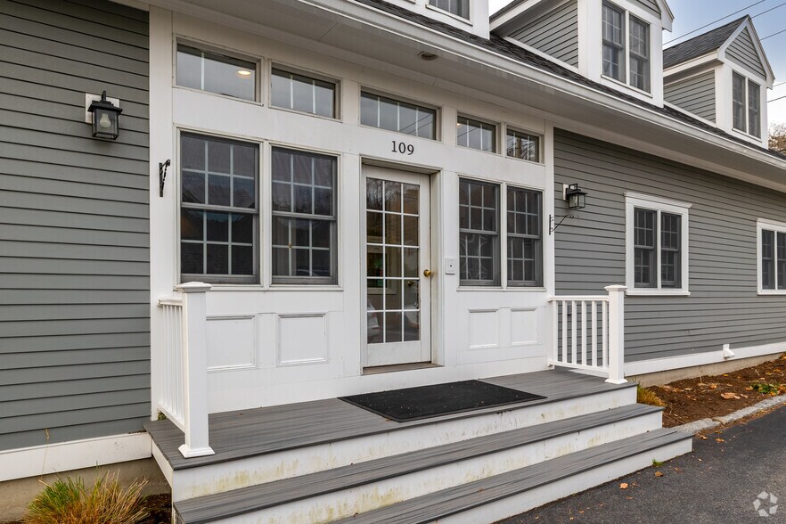 109 Colon St, Beverly, MA à louer - Photo du bâtiment - Image 2 de 20