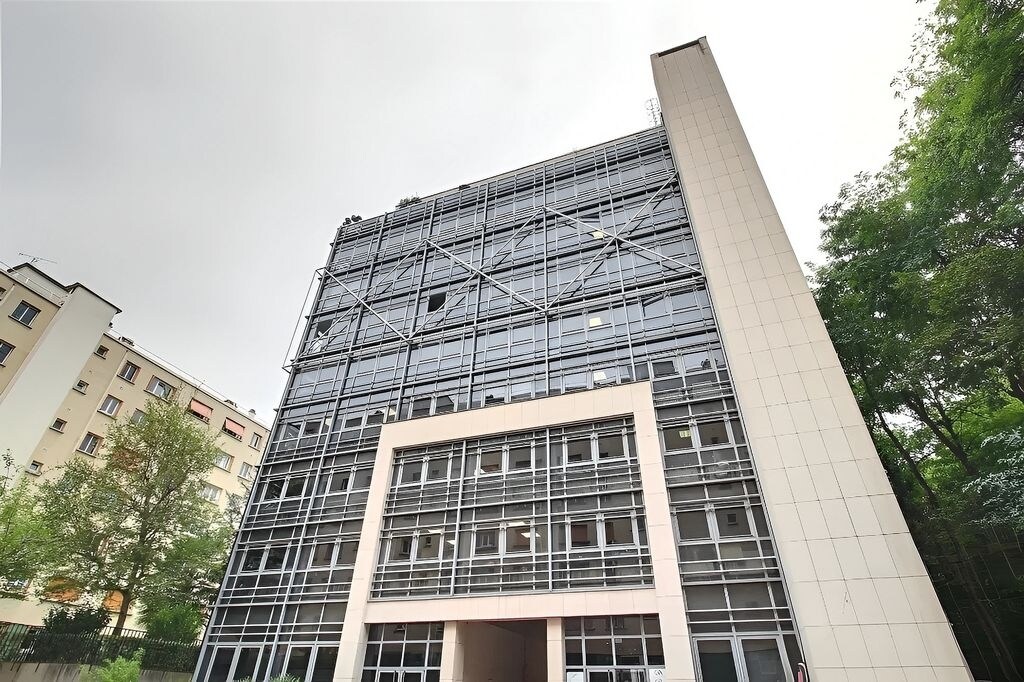 152 Rue De Picpus, Paris à louer Photo du bâtiment- Image 1 de 10