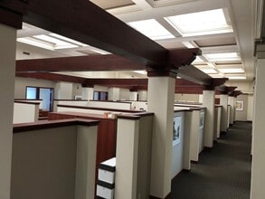 120 E Clark St, Freeport, IL for sale Interior Photo- Image 2 of 3