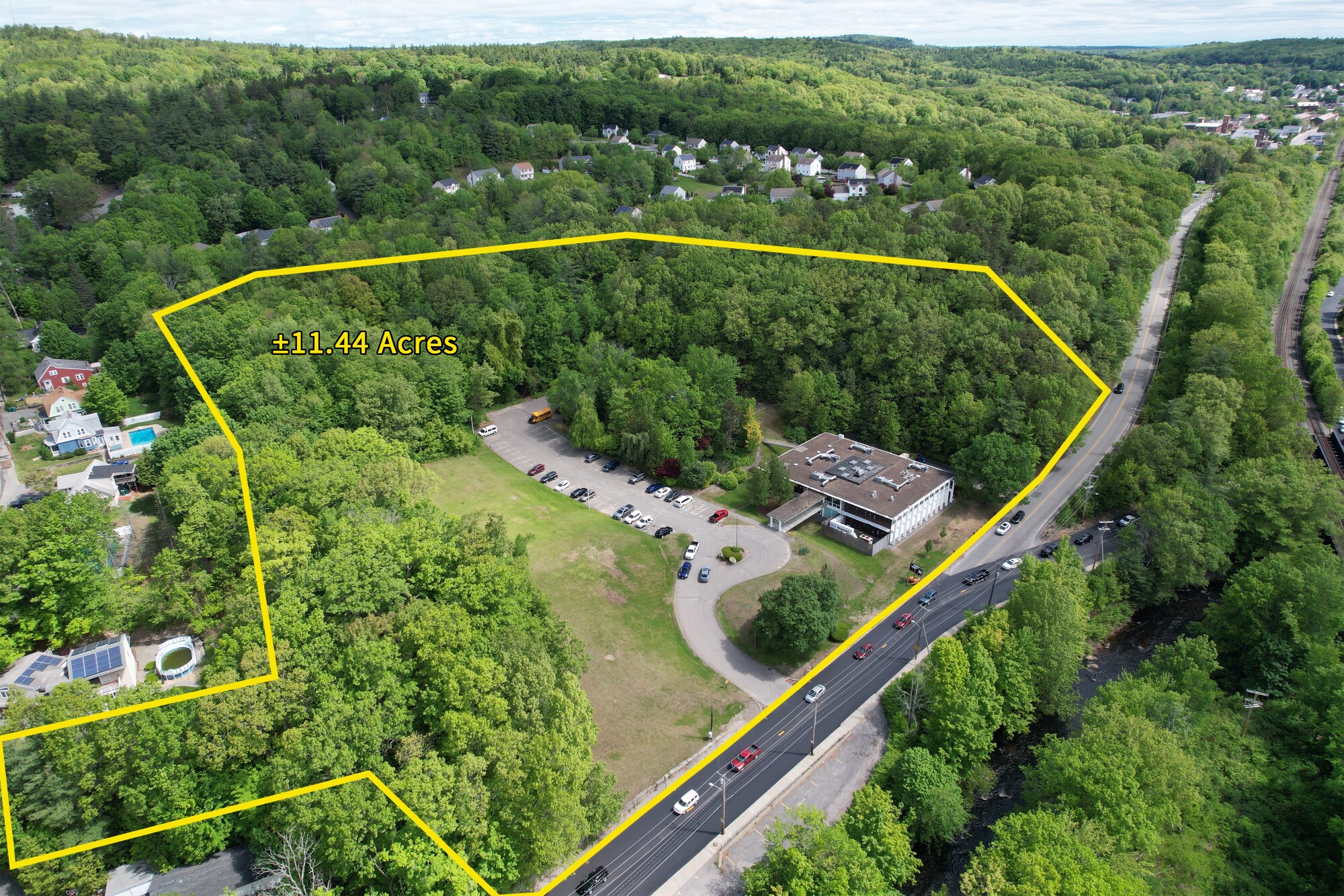 601 River St, Fitchburg, MA à vendre Photo du bâtiment- Image 1 de 1