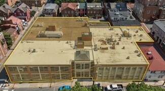 Plus de détails pour 401 E Market St, Charlottesville, VA - Bureau à vendre