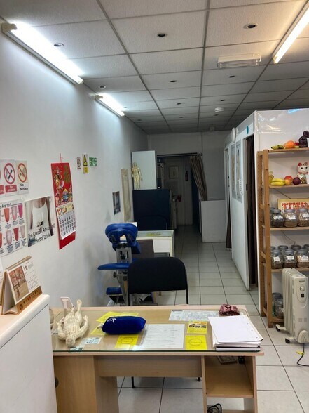 797 High Rd, Londres à louer - Photo du bâtiment - Image 3 de 3