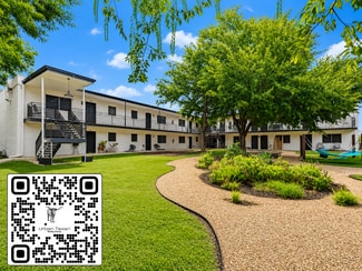 More details for 327 E Locust St, San Antonio, TX - Multifamily for Sale