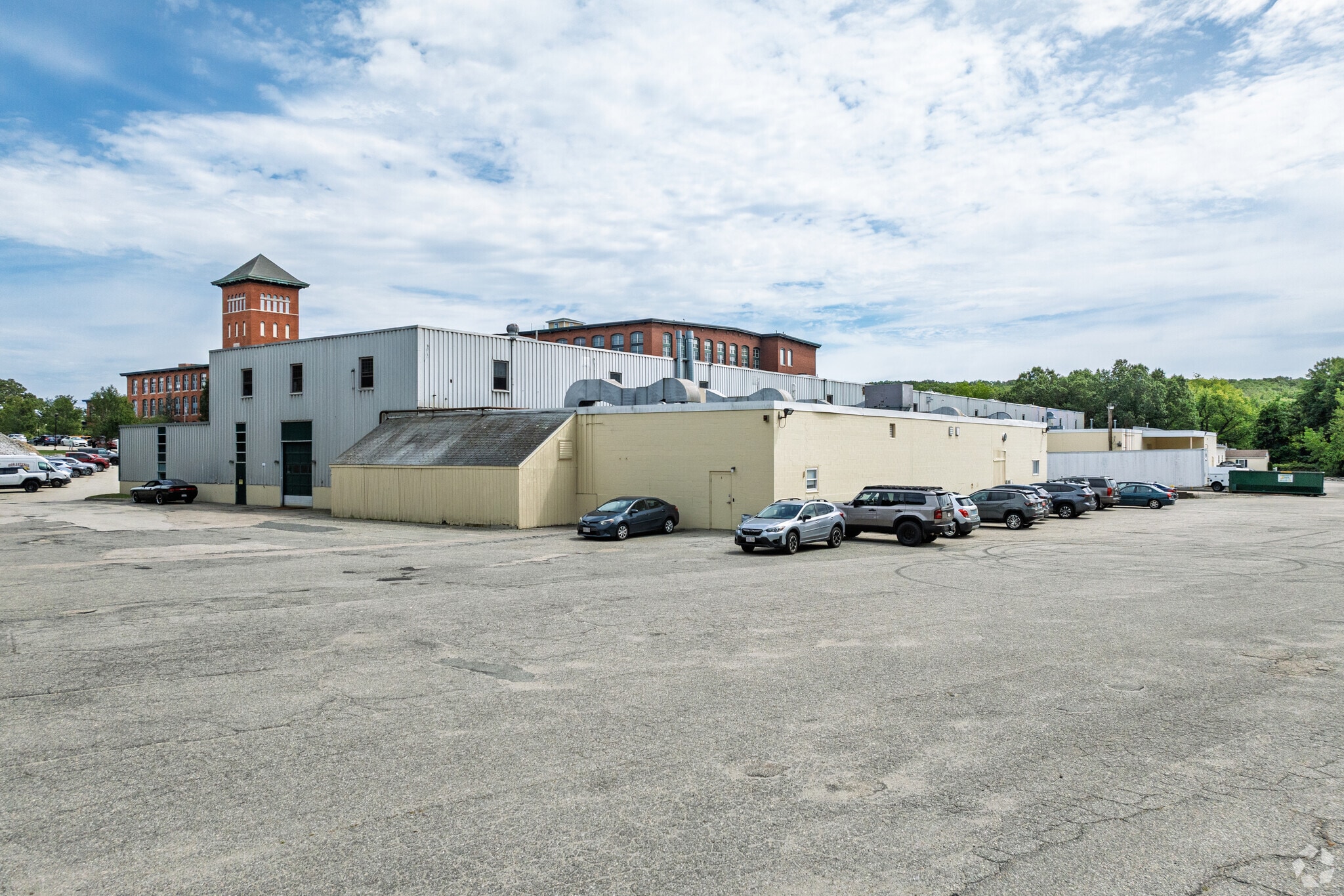 1 Tupperware Dr, North Smithfield, RI for lease Building Photo- Image 1 of 8