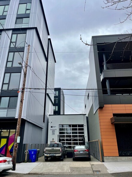 1922 NW Pettygrove St, Portland, OR à vendre - Photo du bâtiment - Image 3 de 15