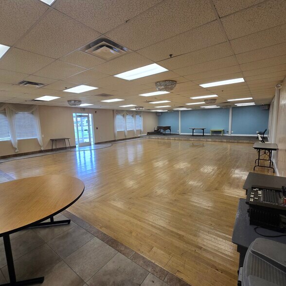 3950 S Redwood Rd, Salt Lake City, UT for sale - Building Photo - Image 3 of 38