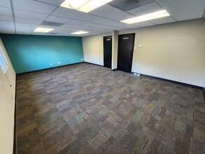 312 S Juniper St, Escondido, CA à louer Photo intérieure- Image 2 de 17