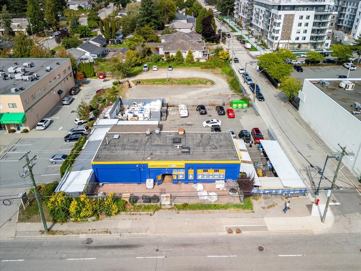 13845 104th Ave, Surrey, BC à vendre Aérien- Image 1 de 5