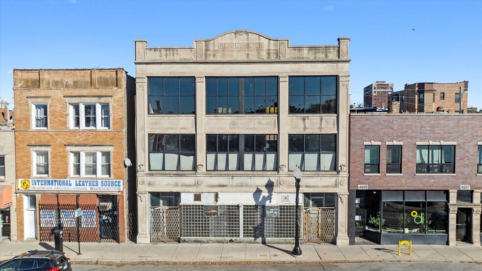 4611-4613 N Clark St, Chicago, IL à vendre - Photo du bâtiment - Image 1 de 5