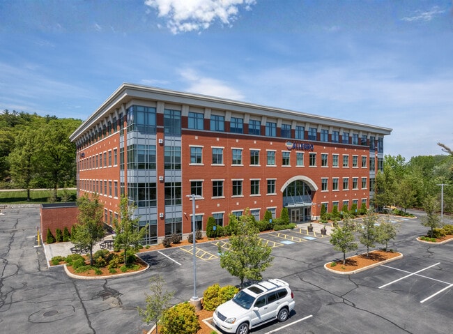 Plus de détails pour 100 Crowley Dr, Marlborough, MA - Bureau à louer