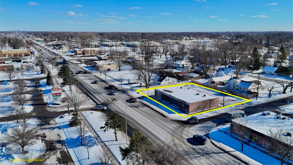 34633-34651 Ford Rd, Westland, MI à louer - Photo du bâtiment - Image 2 de 8
