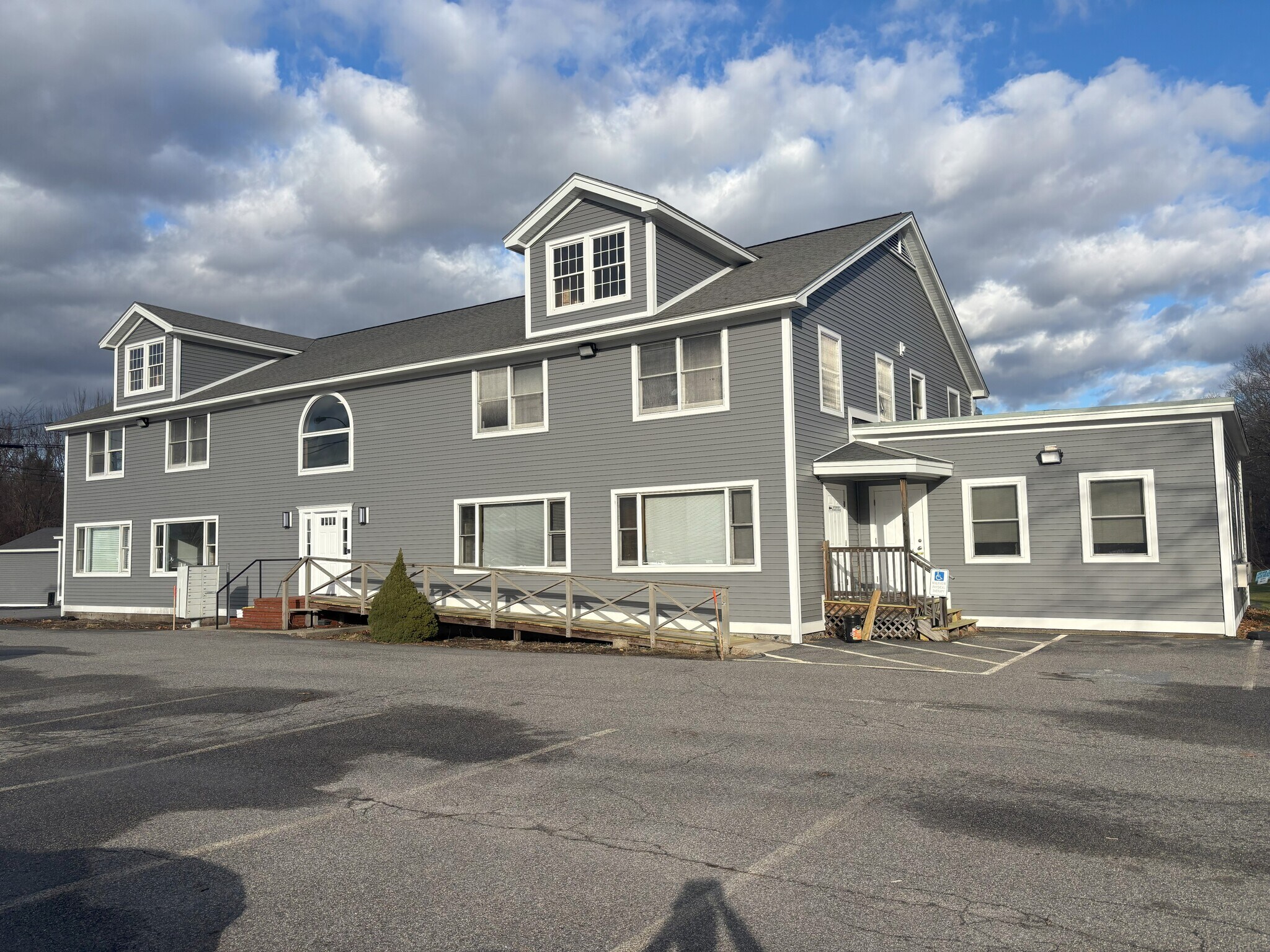23 Bridgton Rd, Westbrook, ME à louer Photo du bâtiment- Image 1 de 8