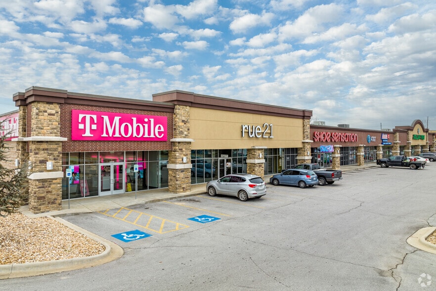 903 E US Highway 60, Monett, MO for lease - Primary Photo - Image 2 of 27