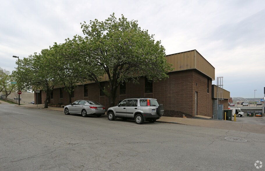 430 W 7th St, Kansas City, MO à vendre - Photo du bâtiment - Image 3 de 3