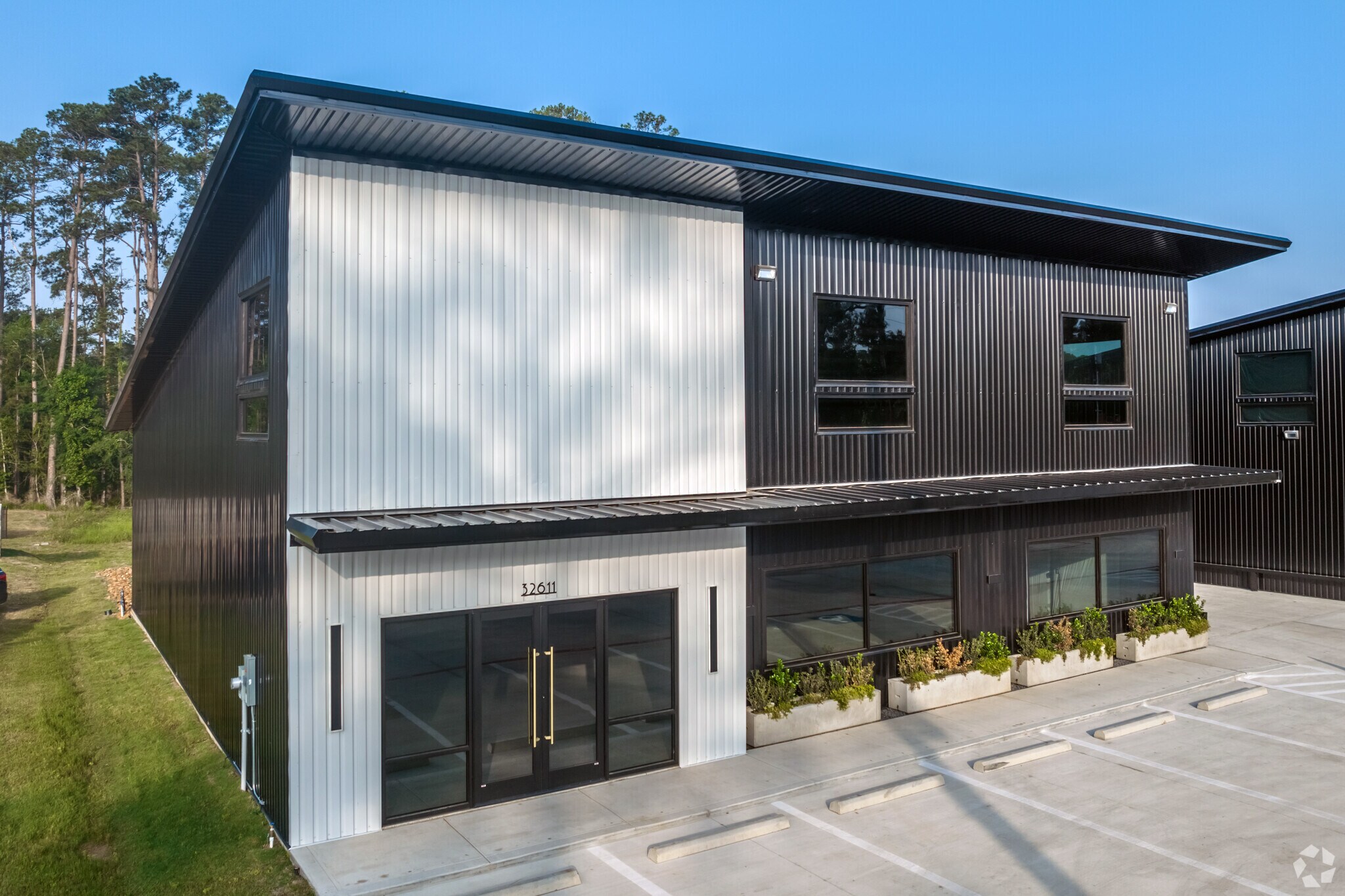 32611 Tamina Rd, Magnolia, TX à vendre Photo du bâtiment- Image 1 de 1