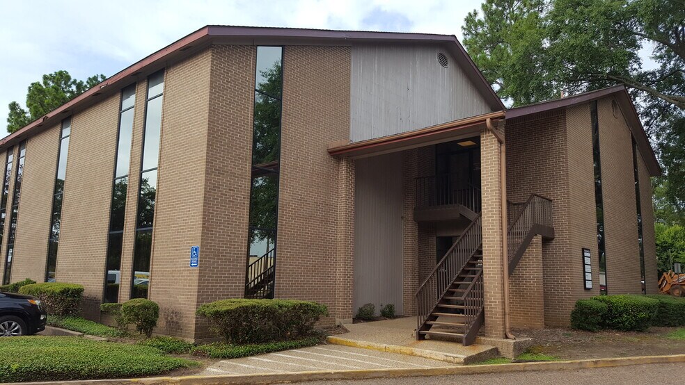 401 E Front St, Tyler, TX à louer - Photo du bâtiment - Image 3 de 5