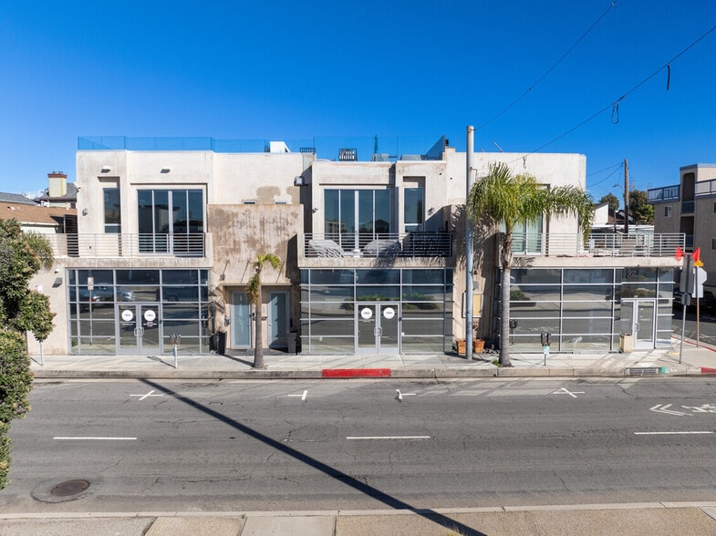 30, 34, 44 Hermosa Ave, Hermosa Beach, CA à vendre - Photo du bâtiment - Image 2 de 26