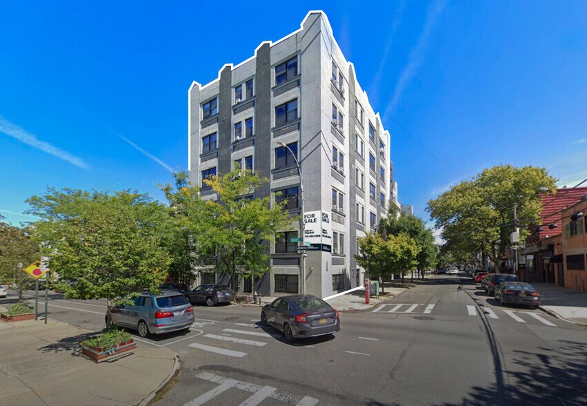 350 Manhattan Ave, Brooklyn, NY à vendre - Photo du bâtiment - Image 1 de 10