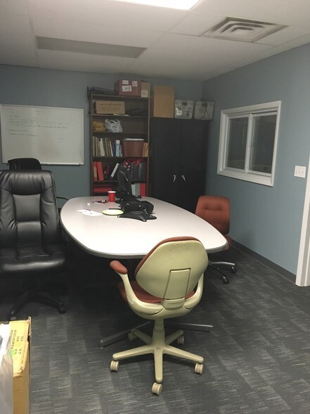 4664 N Lowell Ave, Chicago, IL à louer - Photo intérieure - Image 2 de 4