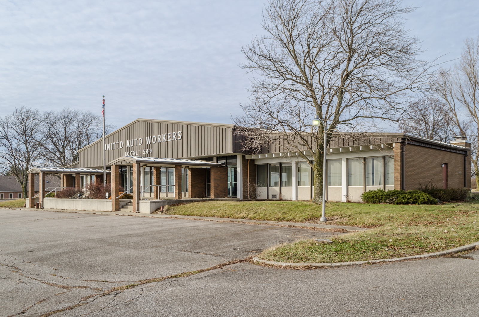 2510 4th St, Mansfield, OH à vendre Photo du bâtiment- Image 1 de 1