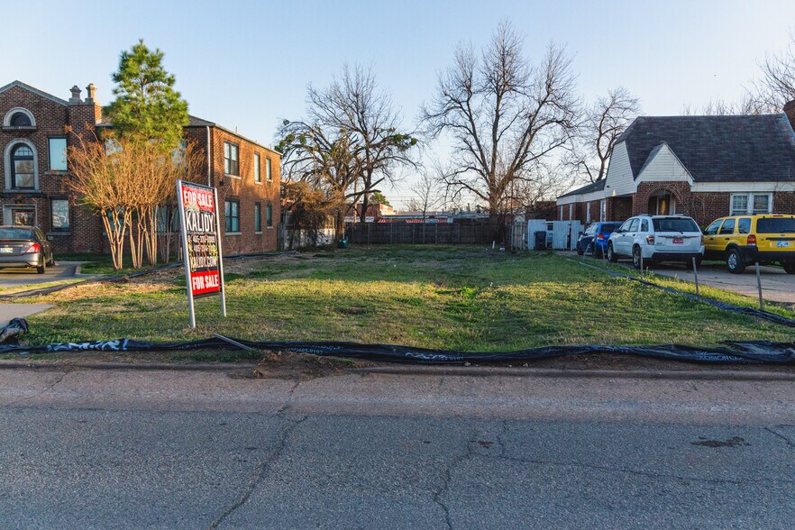 1710 NW 17th St, Oklahoma City, OK à louer - Photo du bâtiment - Image 3 de 18