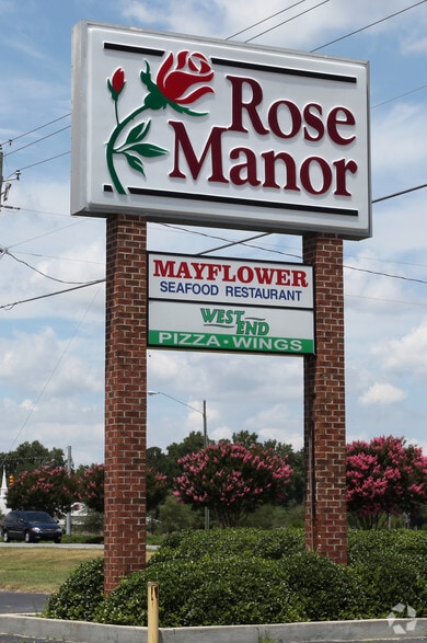 1403 S Pollock St, Smithfield, NC for lease - Building Photo - Image 3 of 6