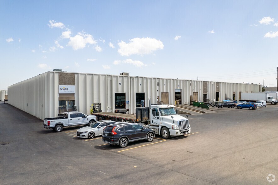 4195 Oneida St, Denver, CO à louer - Photo du bâtiment - Image 2 de 4