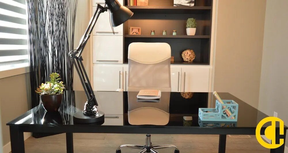 Retail in Lyon for lease Interior Photo- Image 1 of 2